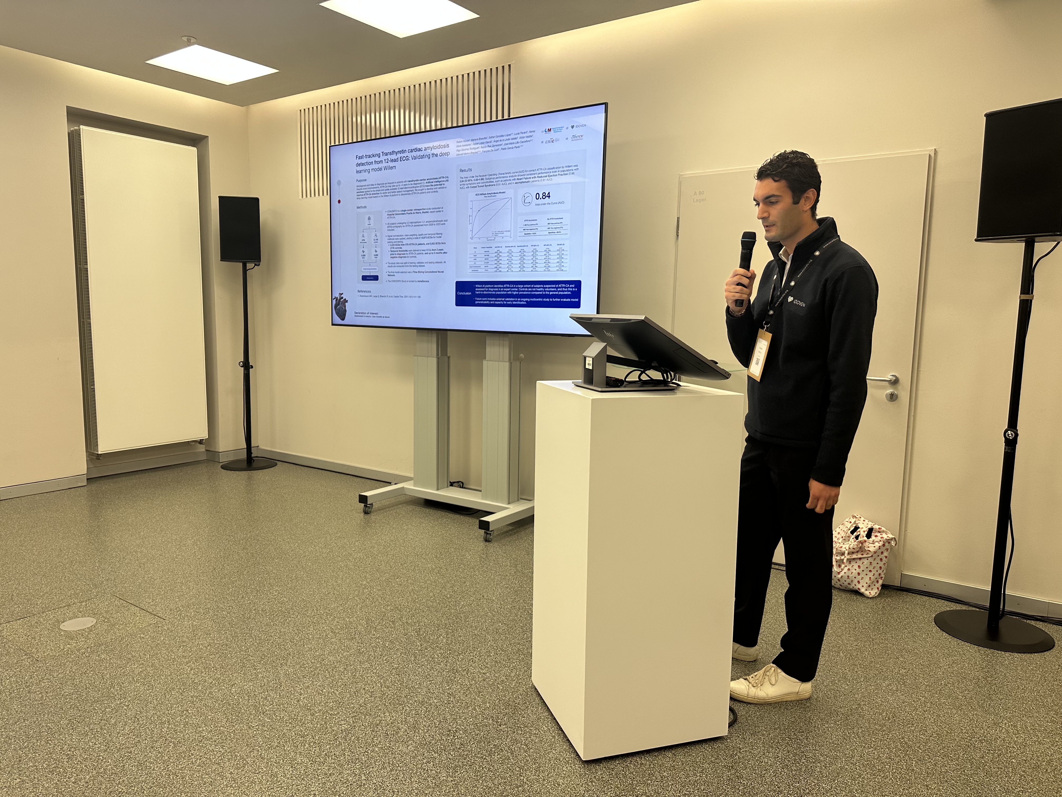 Ruben presenting, CONCERTO / Willem AI project